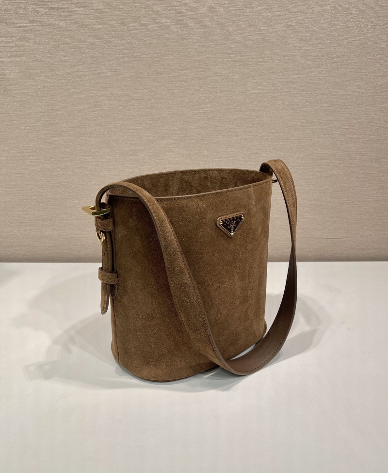 Pra*a bucket bags